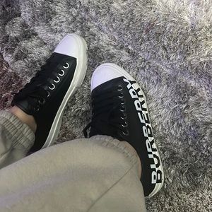 Authentic burberry shoes size 36.5